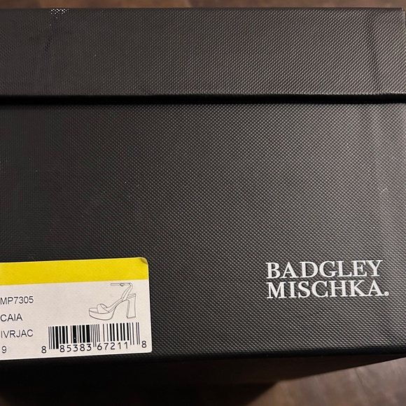 NEW! in Box! Badgley Mischka Caia Square Toe High Heel Platform Sandals - Picture 4 of 6